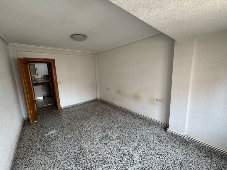Piso CL MAESTRO VIVES