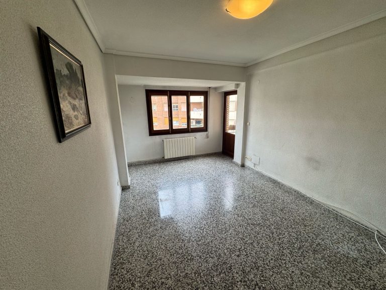 Piso CL MAESTRO VIVES