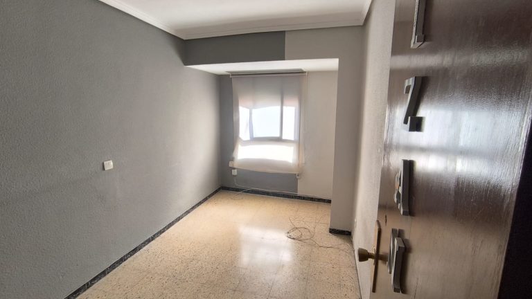 Piso en venta en C/Segorbe 3