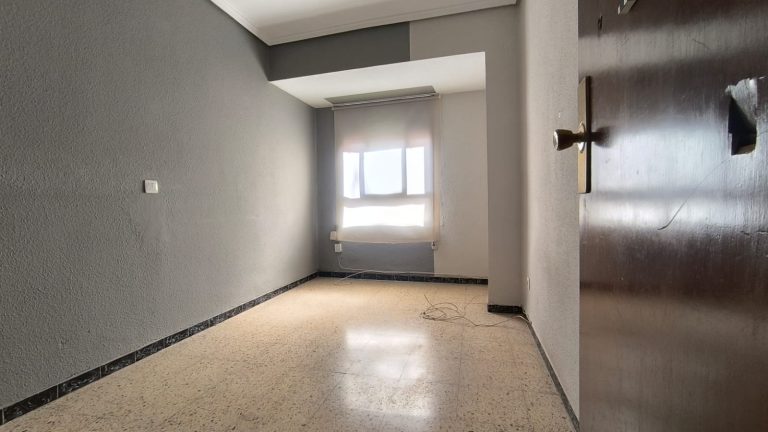 Piso en venta en C/Segorbe 3